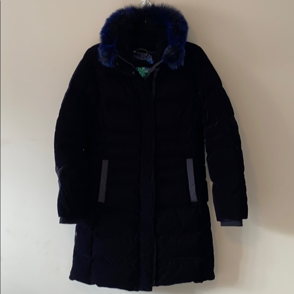 Elite Tahari Navy Puffer Coat